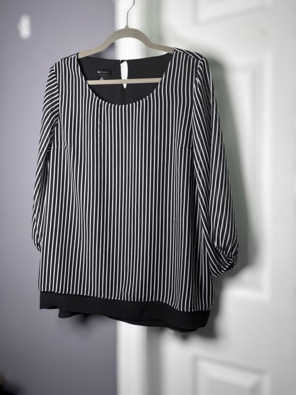 AB Studio Black & White Striped Balloon Sleeve Blouse  XL